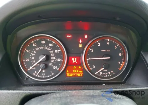 2014 BMW X1 xDrive28I z USA, uszkodzony, nr VIN WBAVL1C51EVY10609